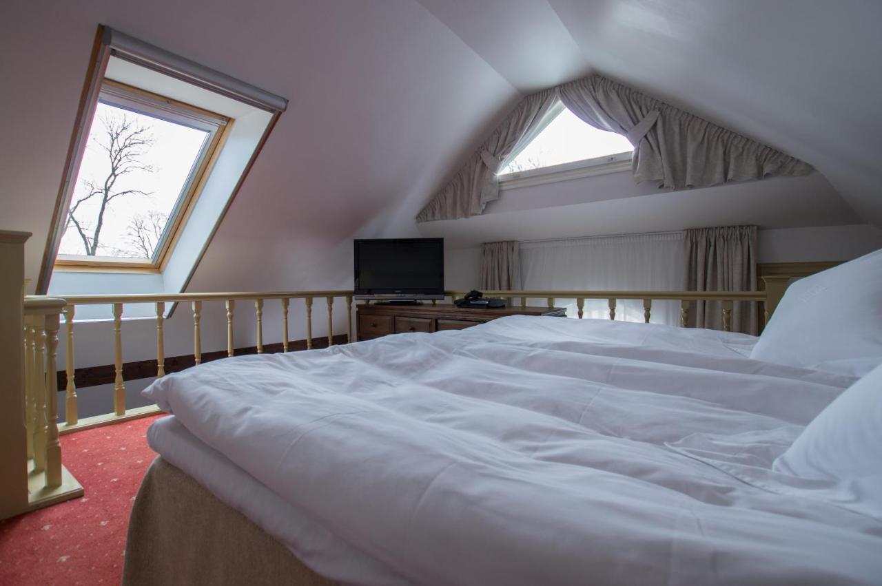 Paedaste Manor Kültér fotó